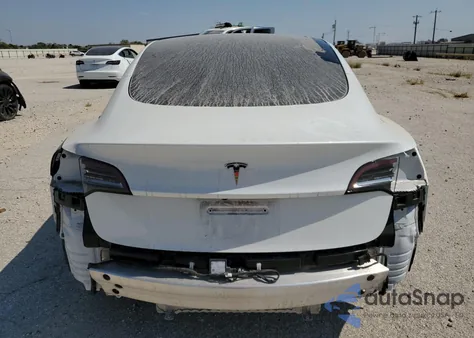 2021 Tesla Model 3 Standard Range Plus Rear-Wheel Drive from USA, damaged, VIN 5YJ3E1EA5MF913334